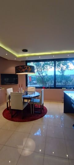 Image No.3-3 Bed Property for sale