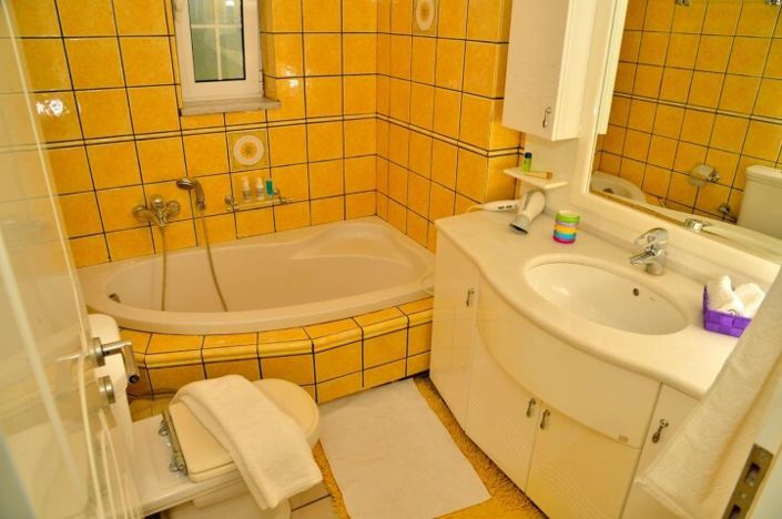 Image No.16-Villa for sale