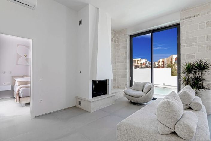 Image No.5-Villa for sale