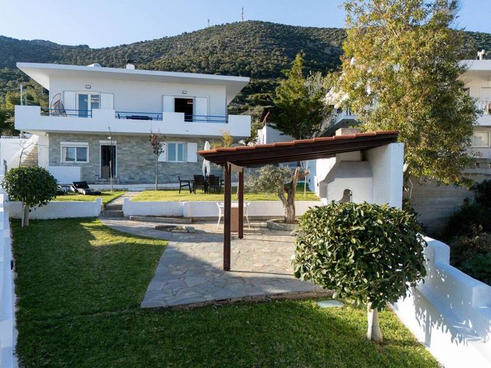 Image No.20-2 Bed Property for sale