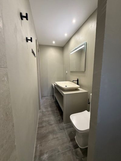 Image No.18-3 Bed Property for sale