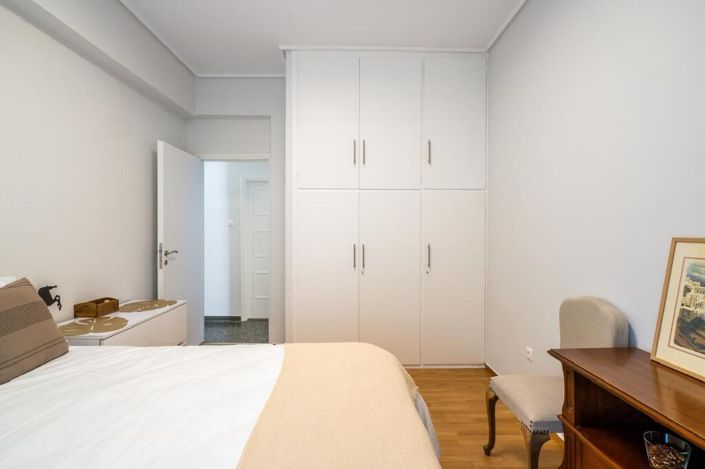 Image No.13-2 Bed Flat for sale