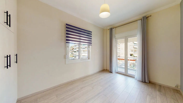 Image No.10-2 Bed Flat for sale