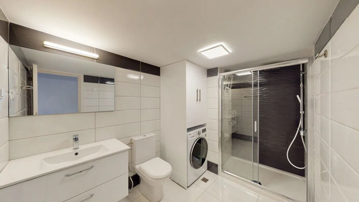 Image No.13-2 Bed Flat for sale