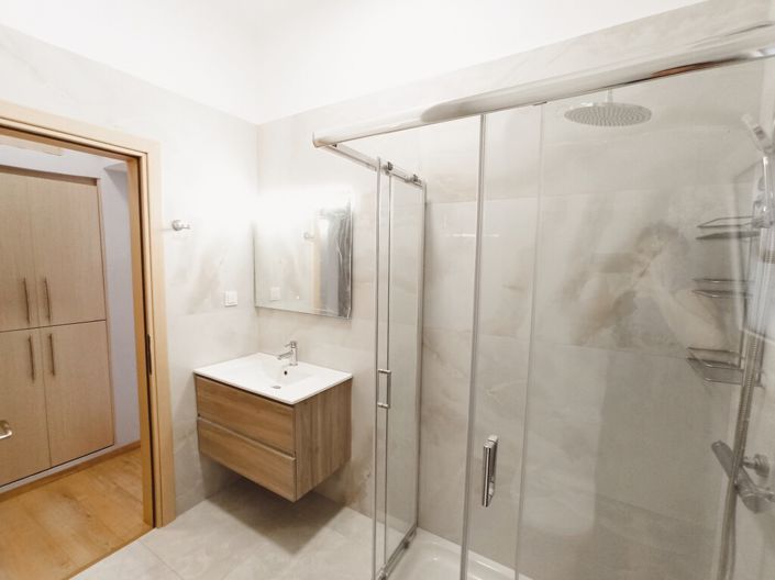 Image No.17-2 Bed Flat for sale