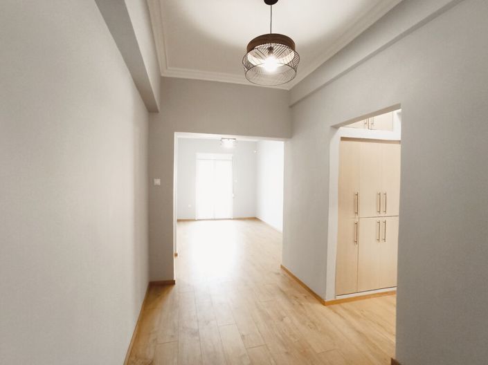 Image No.19-2 Bed Flat for sale