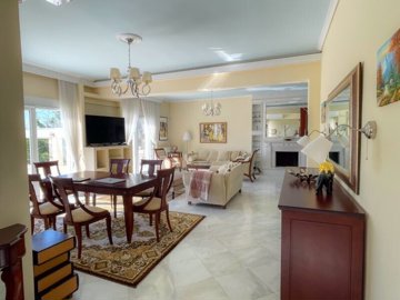 Photo 14 - Villa 210 m² in Central Macedonia