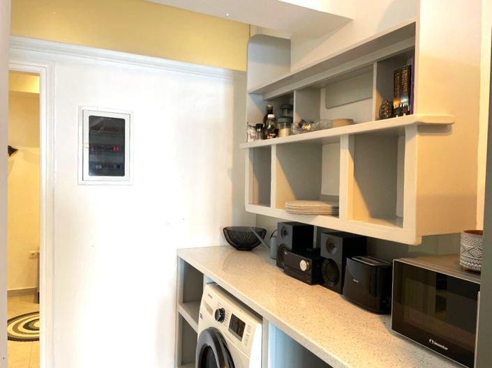 Image No.11-2 Bed Flat for sale