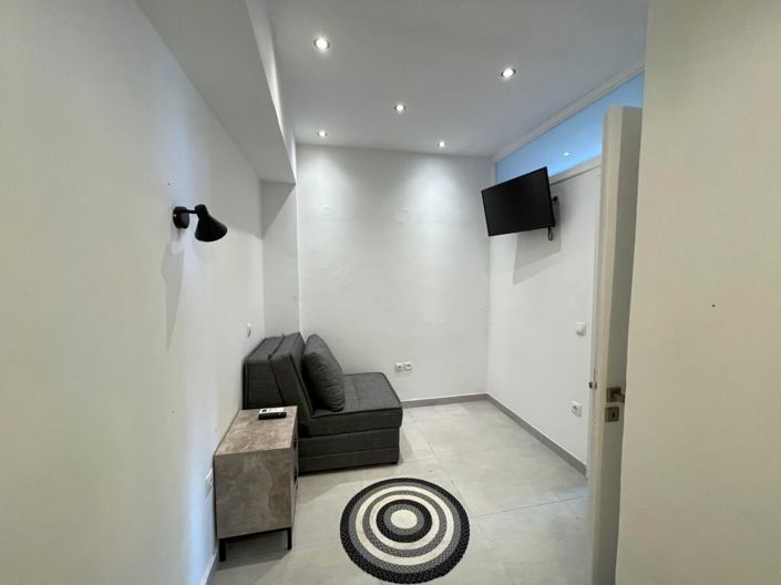 Image No.20-2 Bed Flat for sale