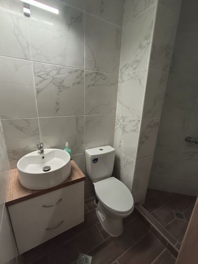 Image No.5-5 Bed Flat for sale