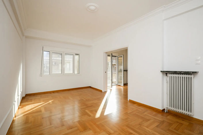 Image No.2-Appartement de 2 chambres à vendre à Kipseli