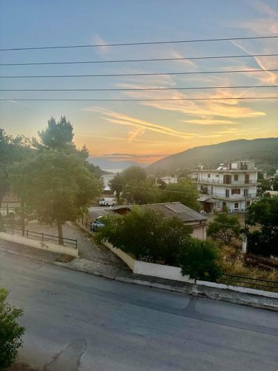 Image No.25-2 Bed Flat for sale