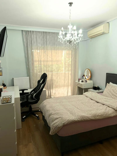 Image No.10-2 Bed Flat for sale