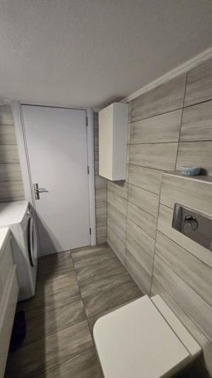 Image No.5-2 Bed Flat for sale