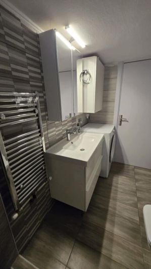 Image No.8-2 Bed Flat for sale