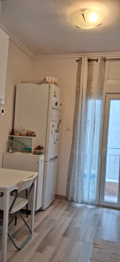 Image No.9-2 Bed Flat for sale