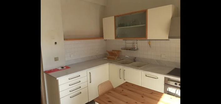 Image No.8-2 Bed Flat for sale