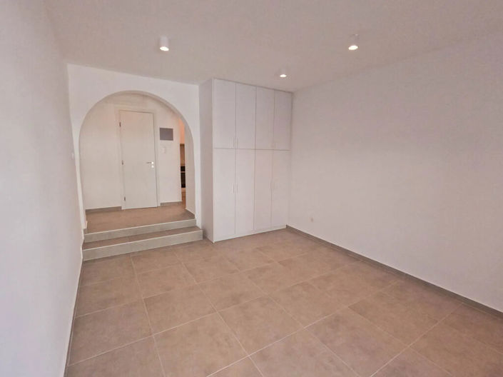 Image No.3-1 Bed Flat for sale