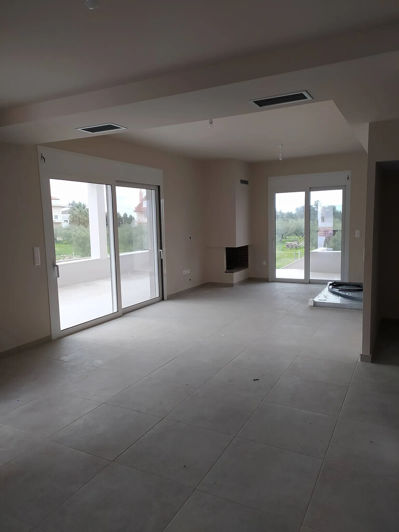 Image No.4-Propriété de 3 chambres à vendre à Leheo