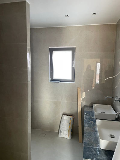 Image No.12-3 Bed Flat for sale