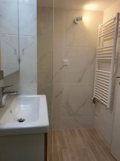 Image No.11-1 Bed Flat for sale