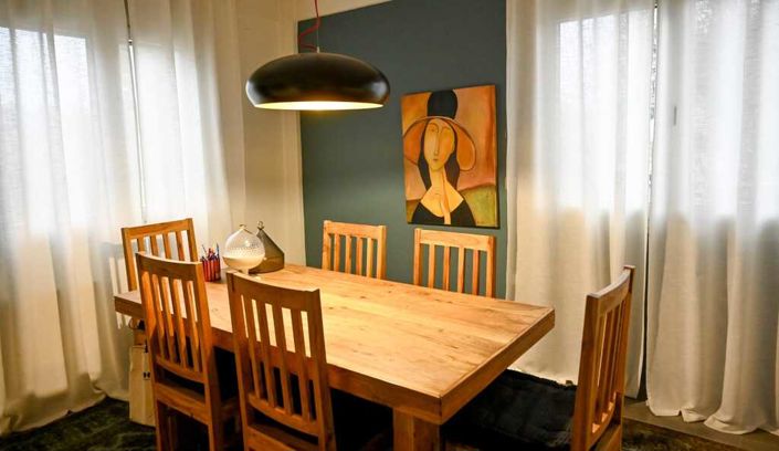 Image No.9-4 Bed Property for sale