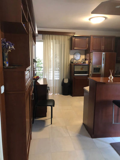 Image No.6-4 Bed Flat for sale