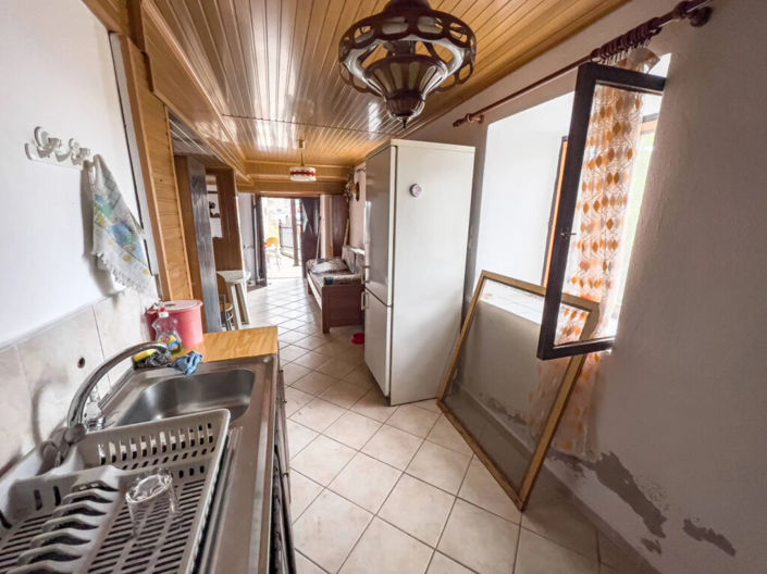 Image No.18-2 Bed Property for sale