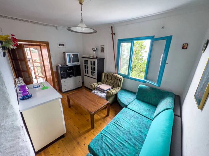 Image No.8-2 Bed Property for sale