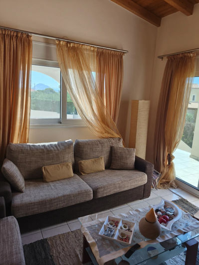 Image No.5-2 Bed Maisonette for sale