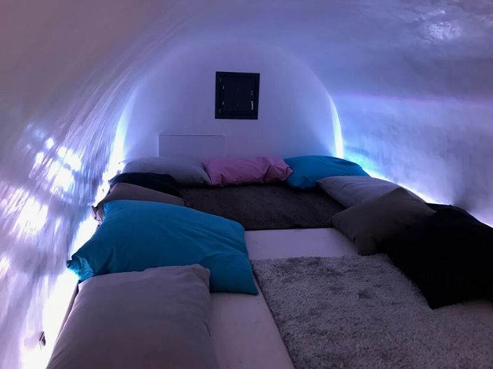 Image No.23-3 Bed Commercial for sale