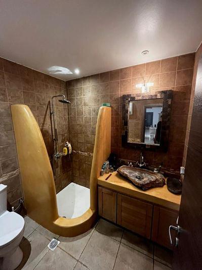 Image No.29-3 Bed Commercial for sale