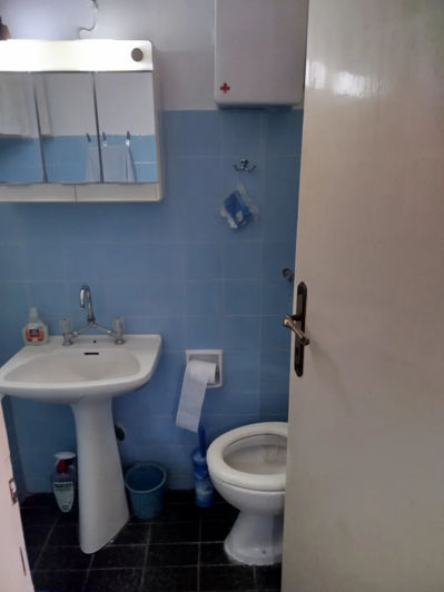 Image No.11-1 Bed Property for sale