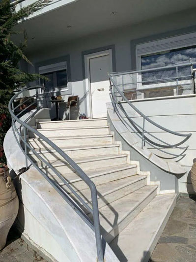 Image No.22-4 Bed Property for sale