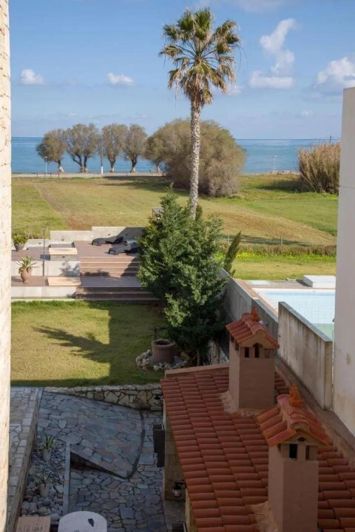 Image No.13-Villa for sale