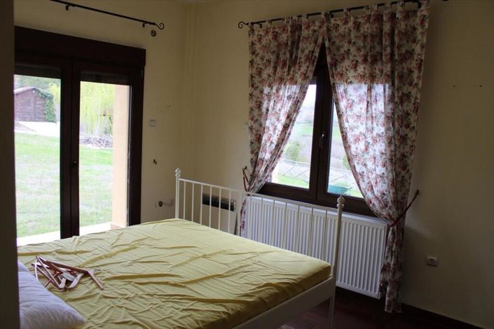 Image No.14-5 Bed Property for sale