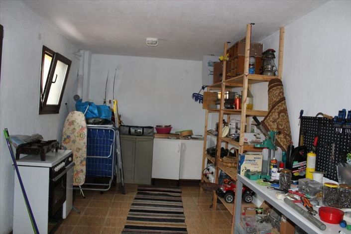 Image No.18-5 Bed Property for sale