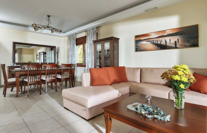 Image No.27-Villa for sale