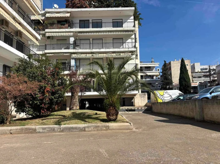 Image No.17-2 Bed Flat for sale