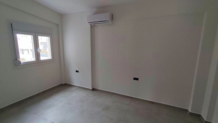 Image No.13-3 Bed Maisonette for sale