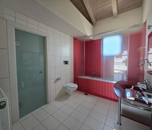 Image No.19-5 Bed Villa for sale