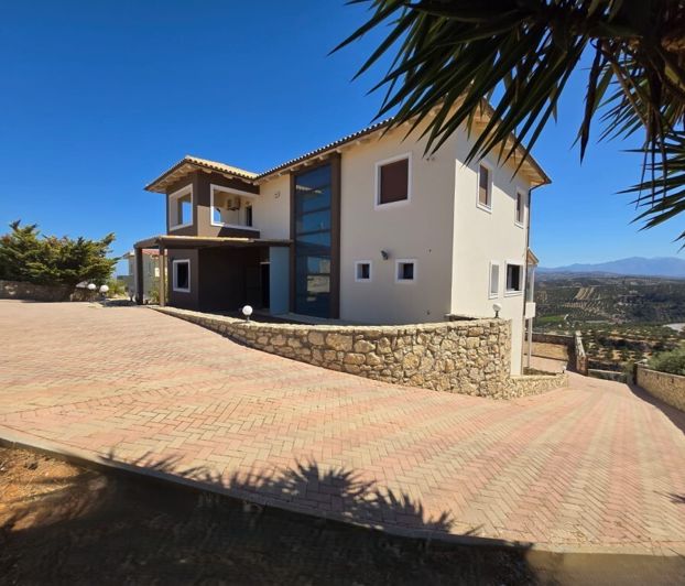 Image No.6-5 Bed Villa for sale