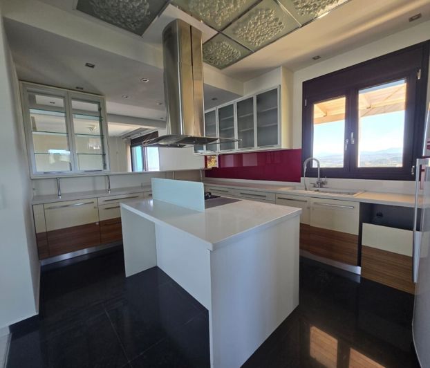 Image No.7-5 Bed Villa for sale