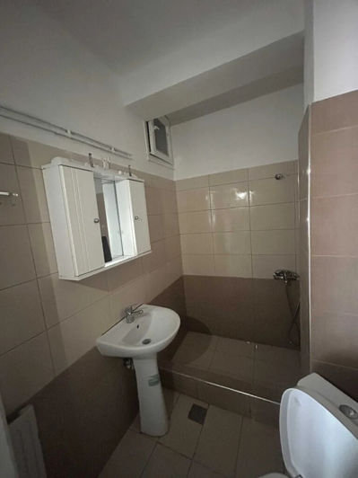 Image No.10-2 Bed Flat for sale