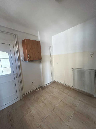 Image No.14-2 Bed Flat for sale