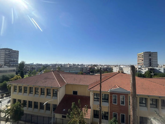 Image No.25-2 Bed Flat for sale