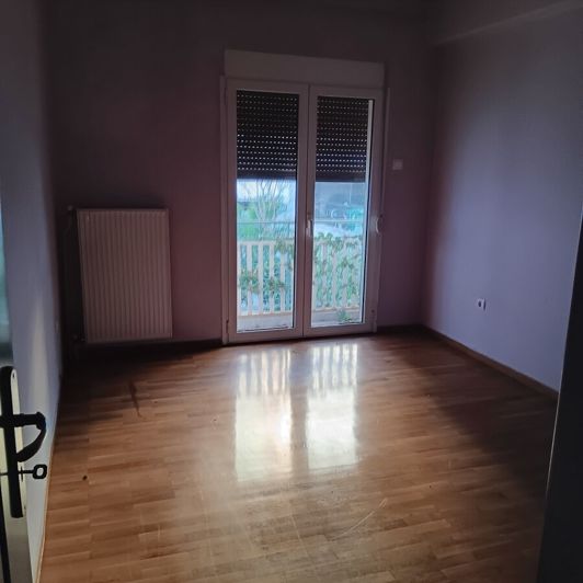 Image No.9-2 Bed Flat for sale