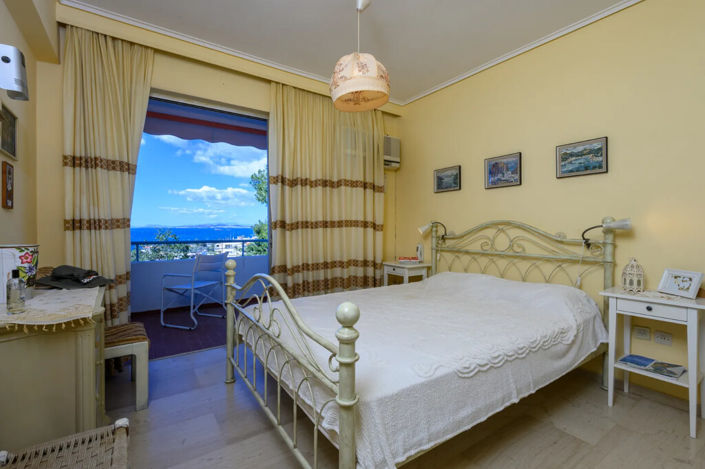 Image No.10-1 Bed Flat for sale