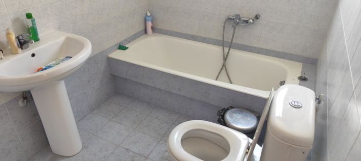 Image No.13-4 Bed Property for sale