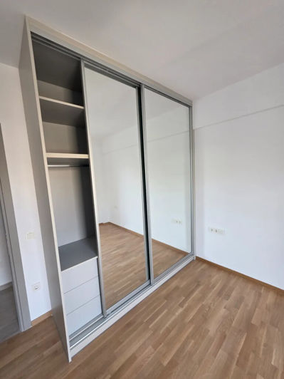 Image No.11-3 Bed Flat for sale